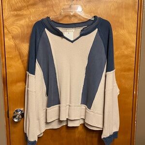 POL  OVERSIZED. Blue and Cream Waffle Knit Top. Size Small. Comfortable! NWT